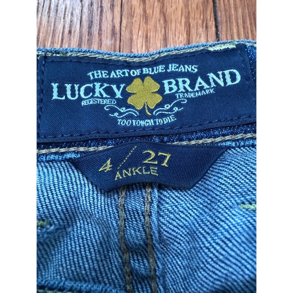 🦋 2000’s Lucky Brand Sweet N Low Jeans 🦋 - Picture 3 of 7